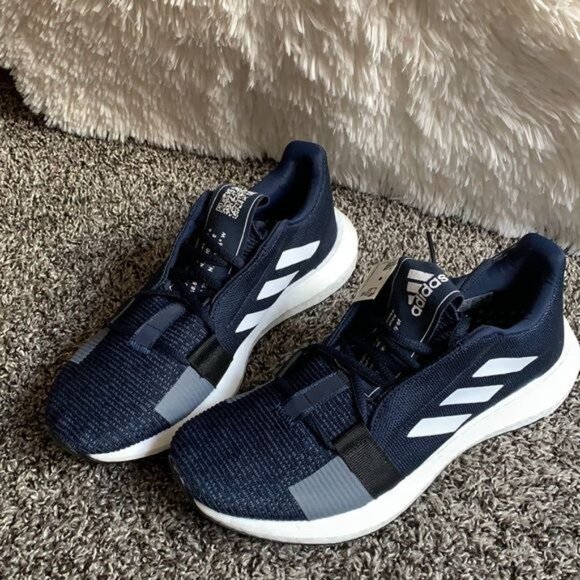 Adidas asenseboost go shoes size 7.5 - Picture 5 of 15